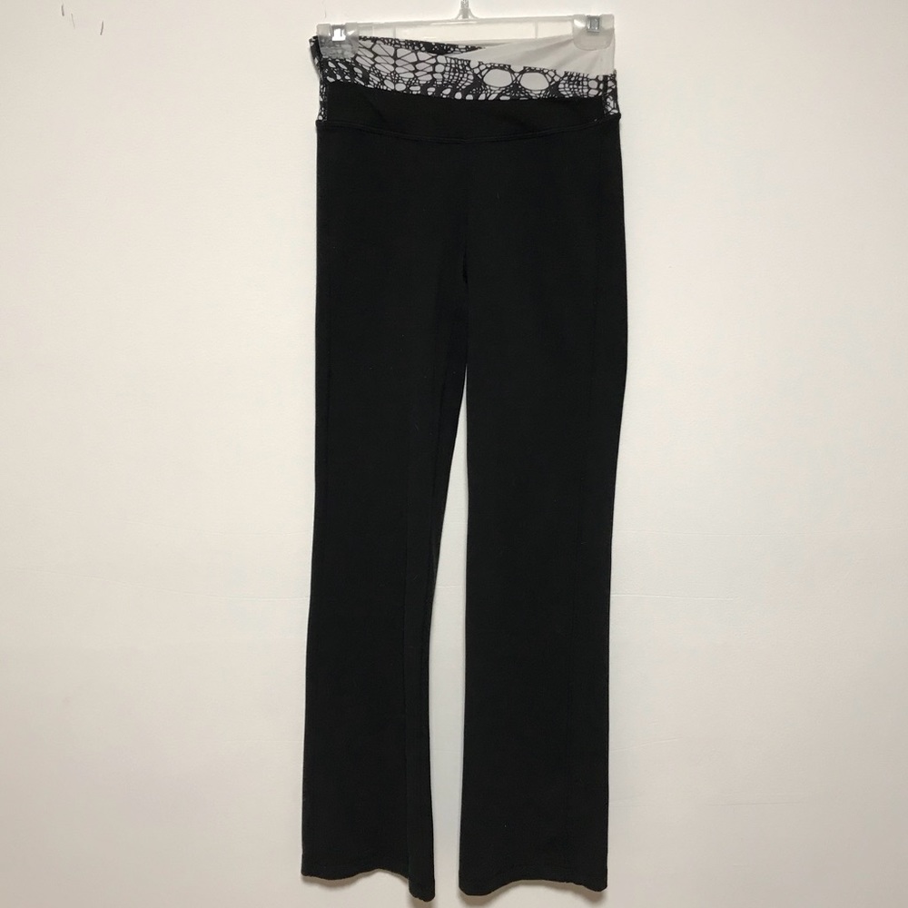 GUC Groove pant with Astro waist band